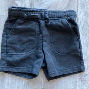 ✨3/$15✨ Cat & Jack boys shorts 12 months